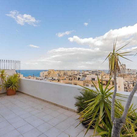 Stunning - Seaview Penthouse 3-Bed + Parking Leilighet Sliema Eksteriør bilde