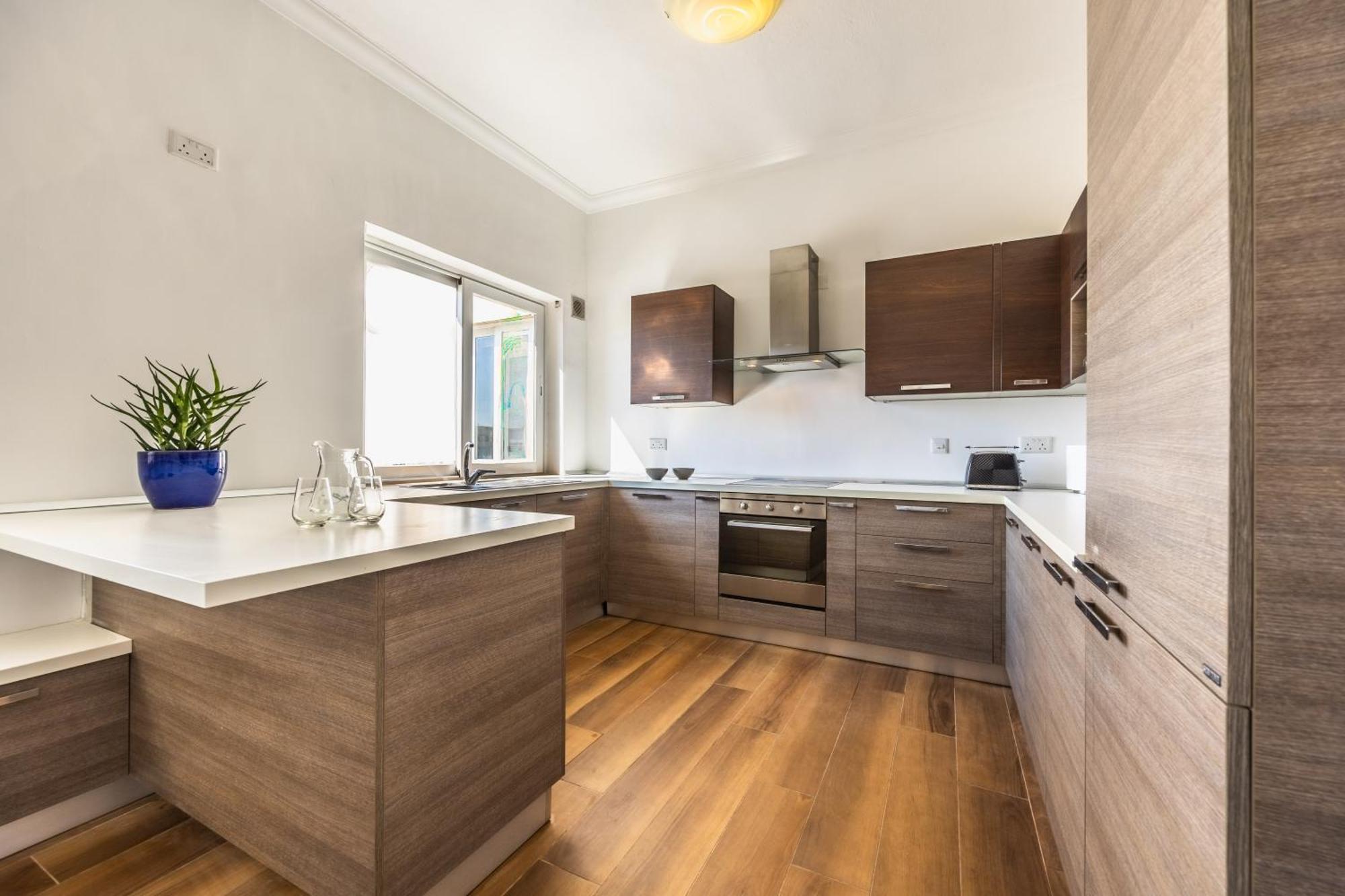 Stunning - Seaview Penthouse 3-Bed + Parking Leilighet Sliema Eksteriør bilde